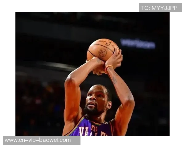 杜兰特强调赢得总冠军需依靠进攻而非单纯防守的重要性