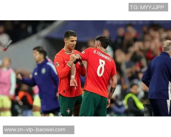 B费谈角色转变：助攻中锋C罗带来的独特价值无可替代